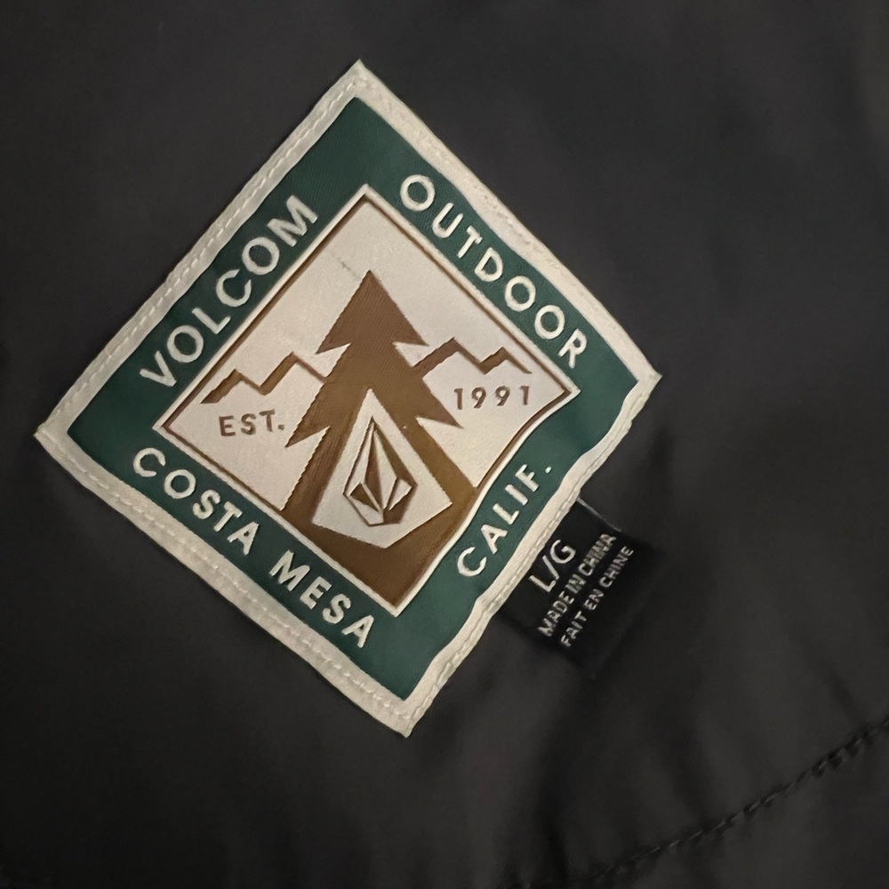 Men’s large Volcom vest